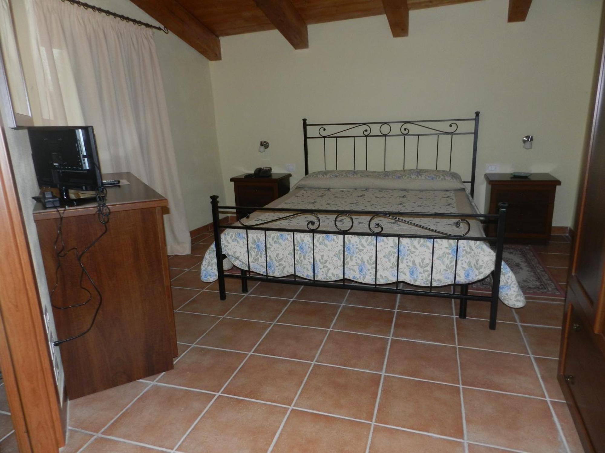 Villa Rosamaria San Chirico Raparo Room photo